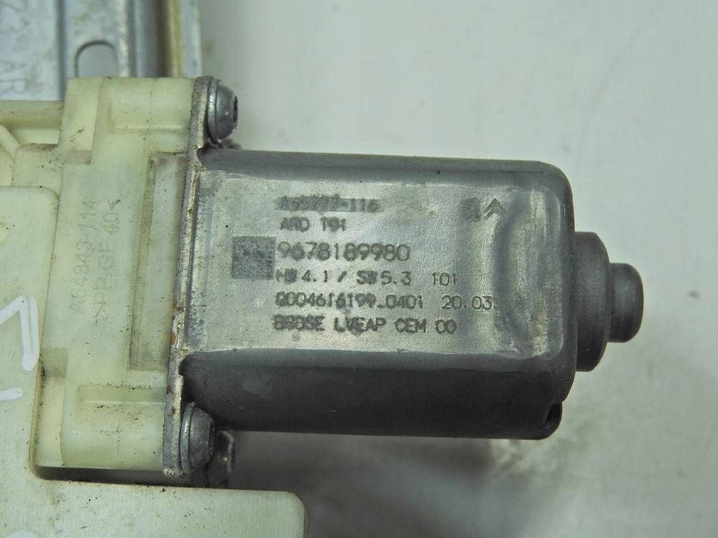 PEUGEOT 308 II T9 13-17 Lift de sticlă din spate dreapta 9678189980 Product image