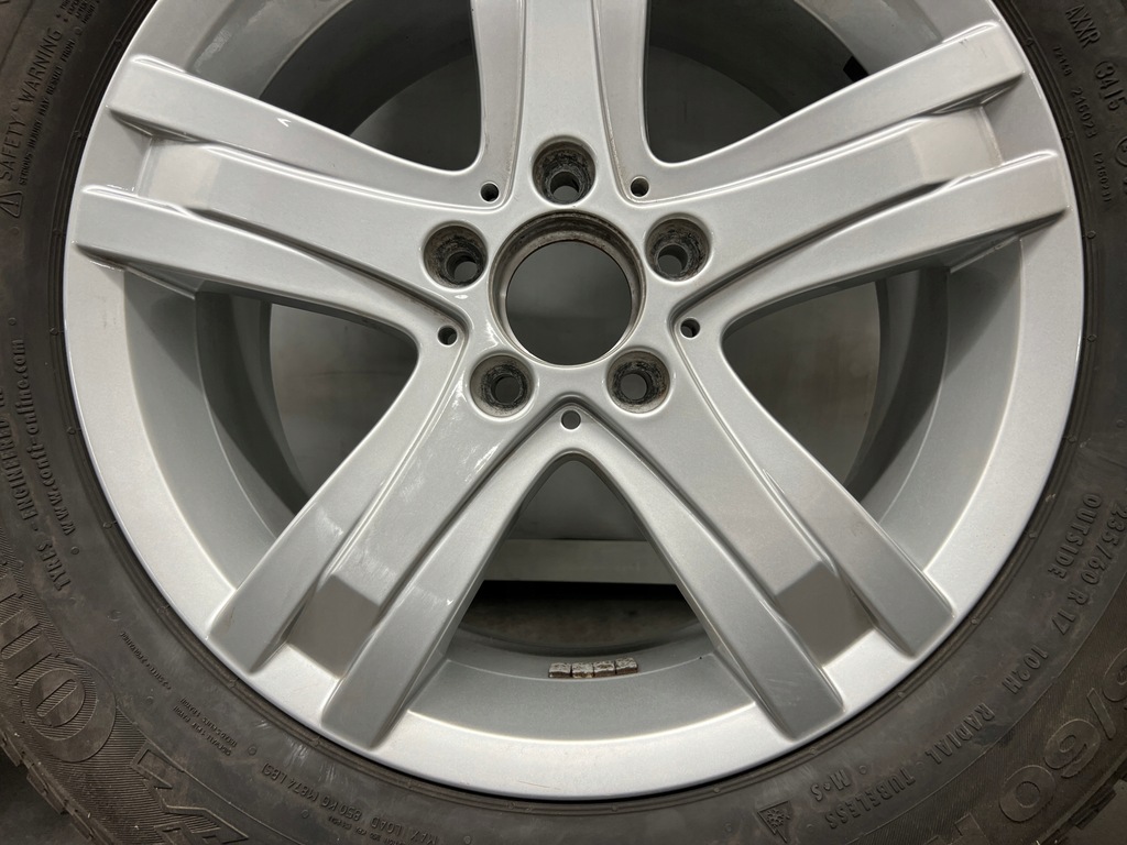 MERCEDES GLK GLC ML ROȚI JANTE 17'' ANVELOPE IARNĂ 235/60/17R A2044015502 Product image