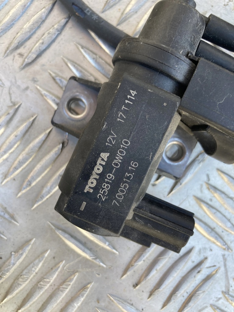 VALVĂ DE VACUM REZERVOR C-HR 16- 1.2 TURBO 8NR Product image