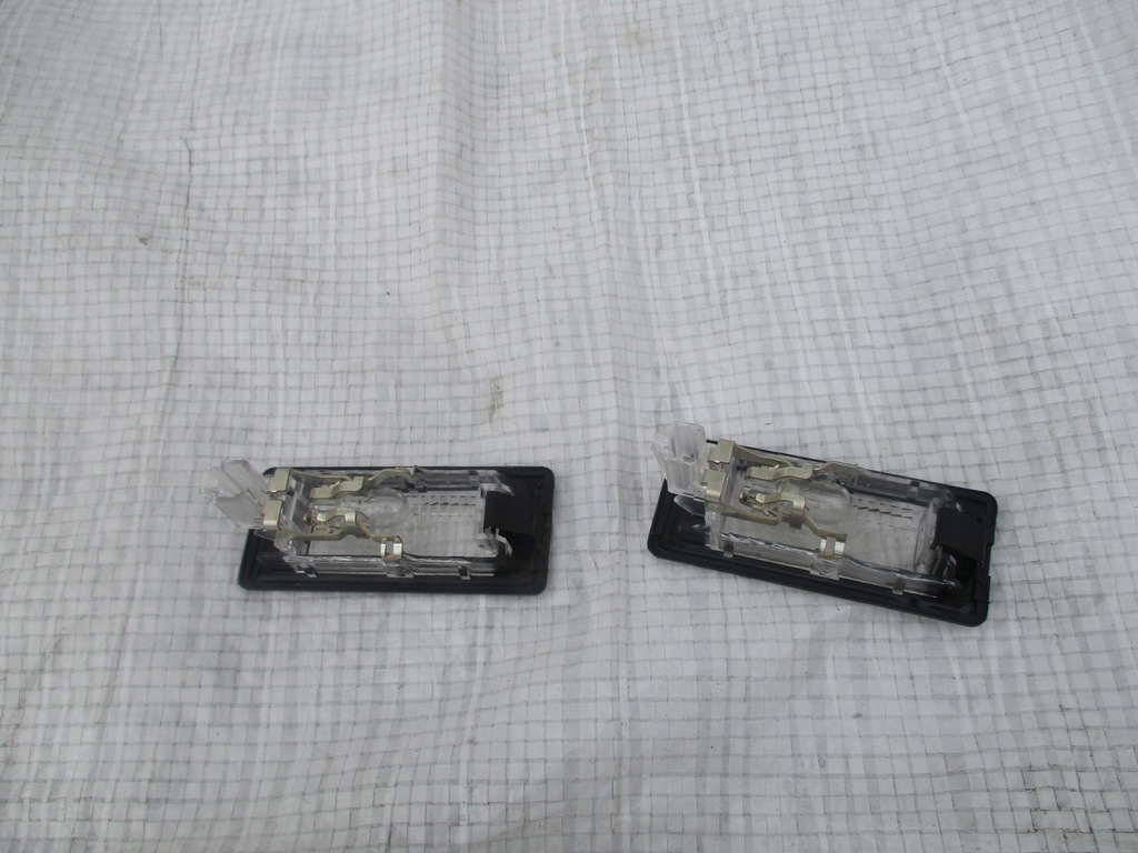 LAMPĂ PLACĂ VW PASSAT B7 B8 SUA Product image