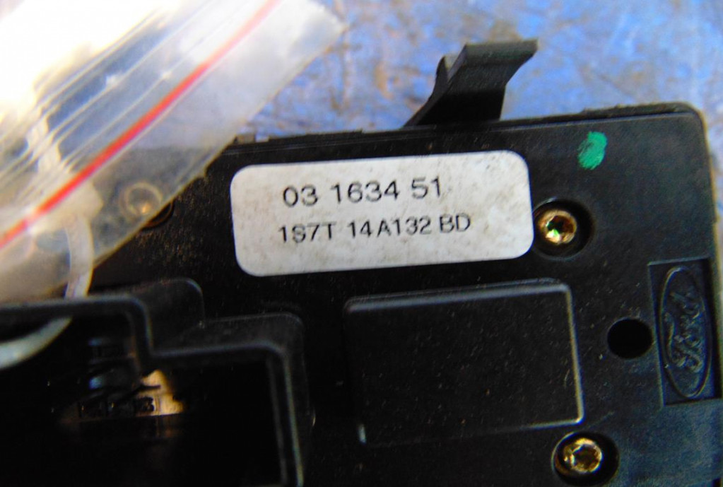FORD MONDEO MK3 2.0TDDI comutator de fereastră 1S7T14A132BD Product image