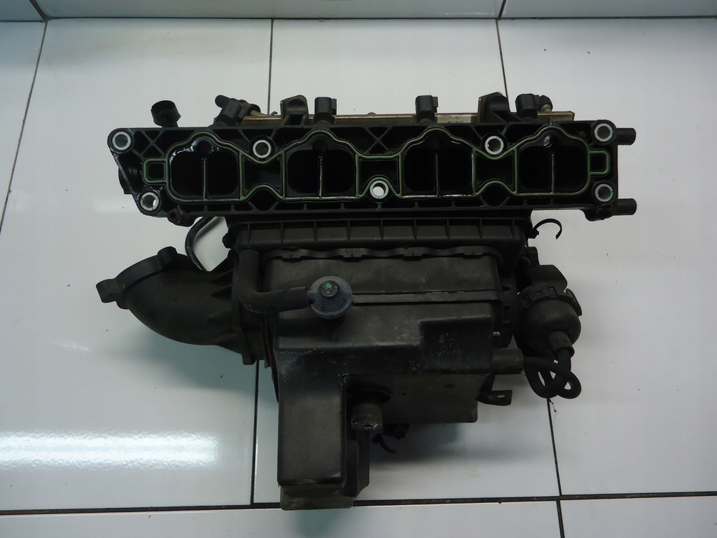 OPEL ZAFIRA ASTRA 1.6 16V Z16XER COLECTOR ADMISIUNE 55559368 Product image