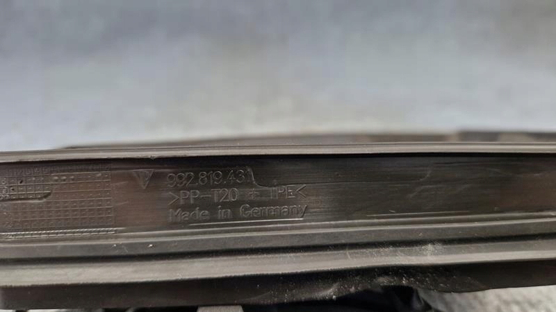 PORSCHE CARRERA 911 992 992819431 GRARA DE VENTILARE APARATOR ORIGINAL Product image