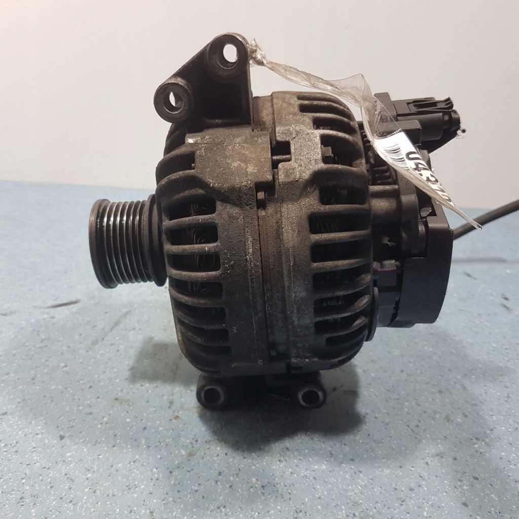 MERCEDES-BENZ W211 4.0 CDI ALTERNATOR 0124625017 Product image