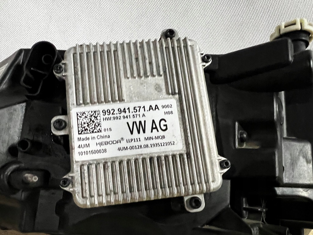 SKODA SUPERB III LAMPĂ DREAPTA FULL LED ÎNALTĂ 3V1941016D 1150.204.0000 Product image