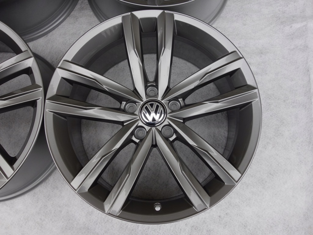 JANTE VW ARTEON PASSAT B8 LIFT TIGUAN 18' DARTFORD Product image