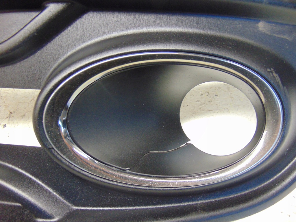 GRILA DE BARĂ HALOGEN STÂNGA RENAULT MEGANE 3 III LIFT 2013 - EUROPA Product image