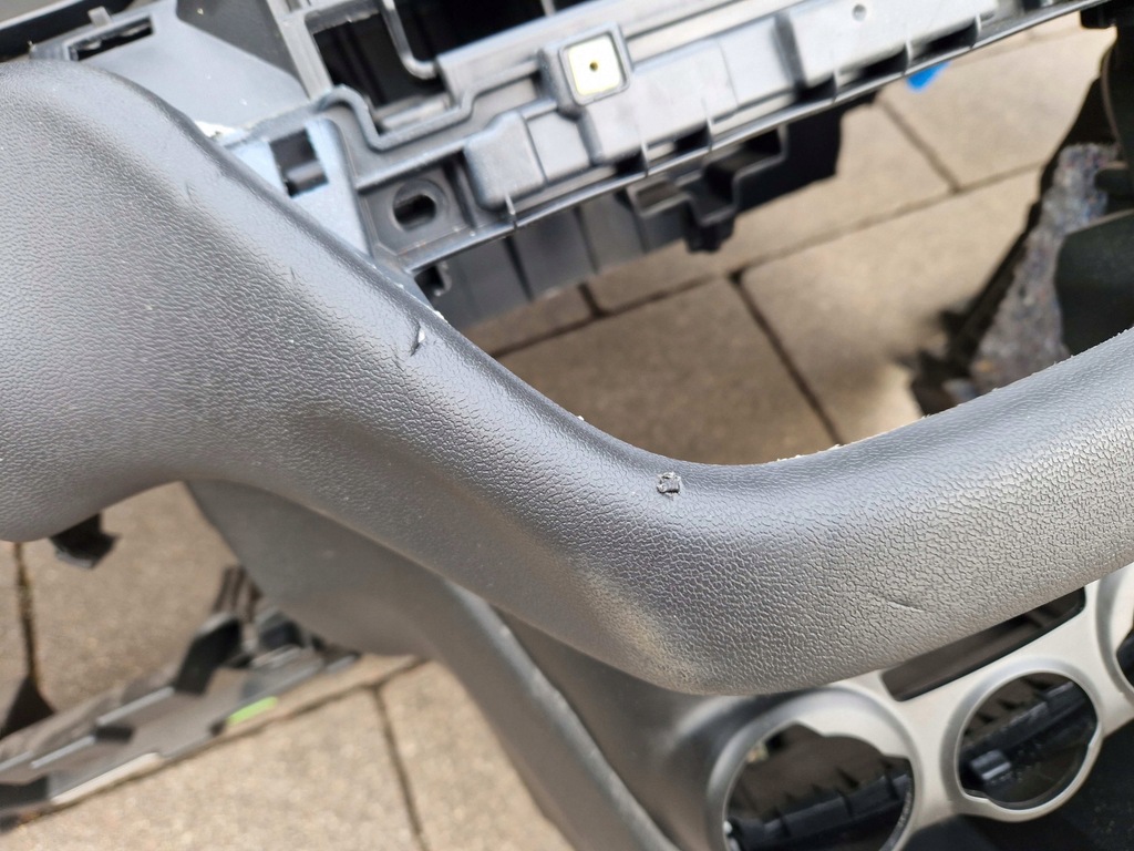 Peugeot 208 și 2008 și Consola de consiliu + 2xpoduszka Original 12-2019 Product image