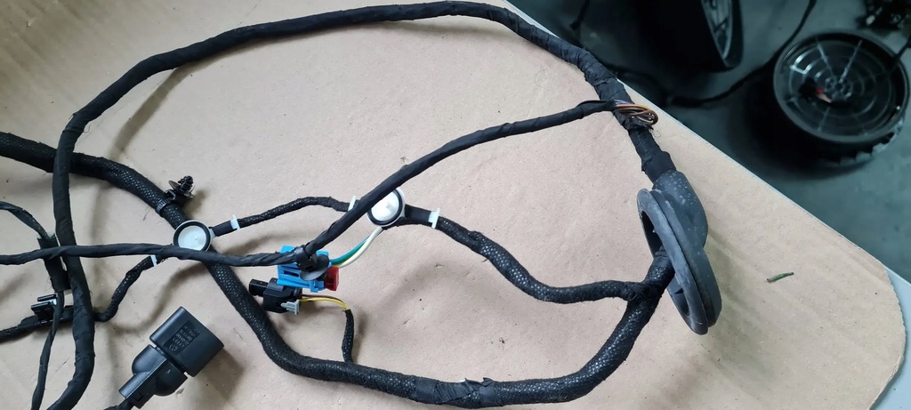 CABLA ELECTRICĂ UȘĂ A5 8W COUPE 8W6971030CB Product image