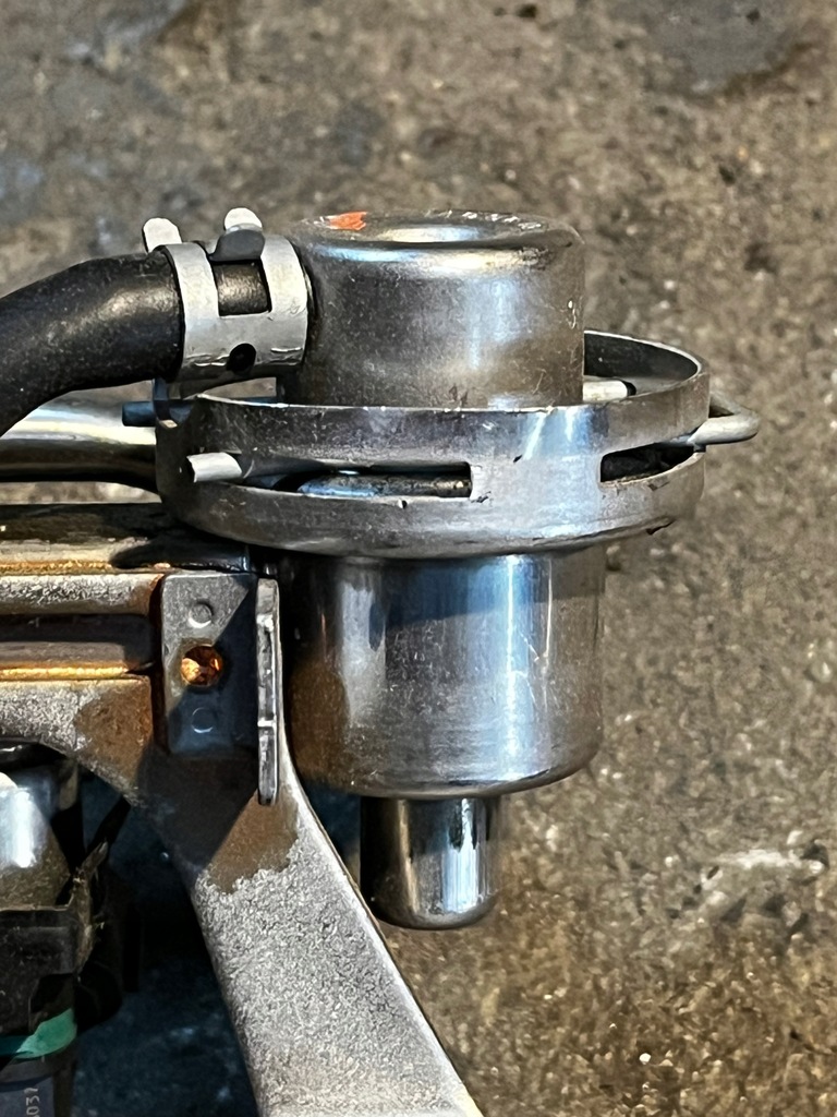 23 SINA INJECTOR RENAULT 0280158293 166008740R Product image