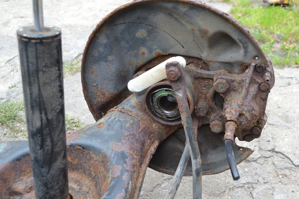Mercedes W126 Carucior spate suspensie spate Product image