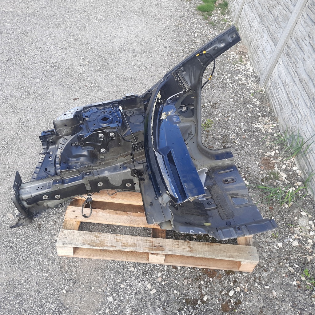 Range Rover Evoque sfert dreapta fata LRC 820 Product image