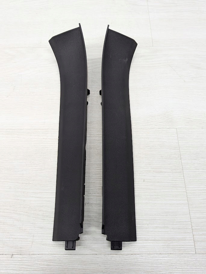 Coperta de copertă poștă stânga dreapta VW Arteon 3G8868223 3G868224 Product image