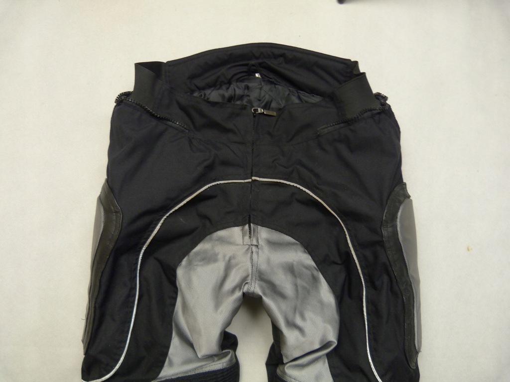 Pantaloni motociclisti barbati negri WILLSPORT cu protectii, marimea XL Product image