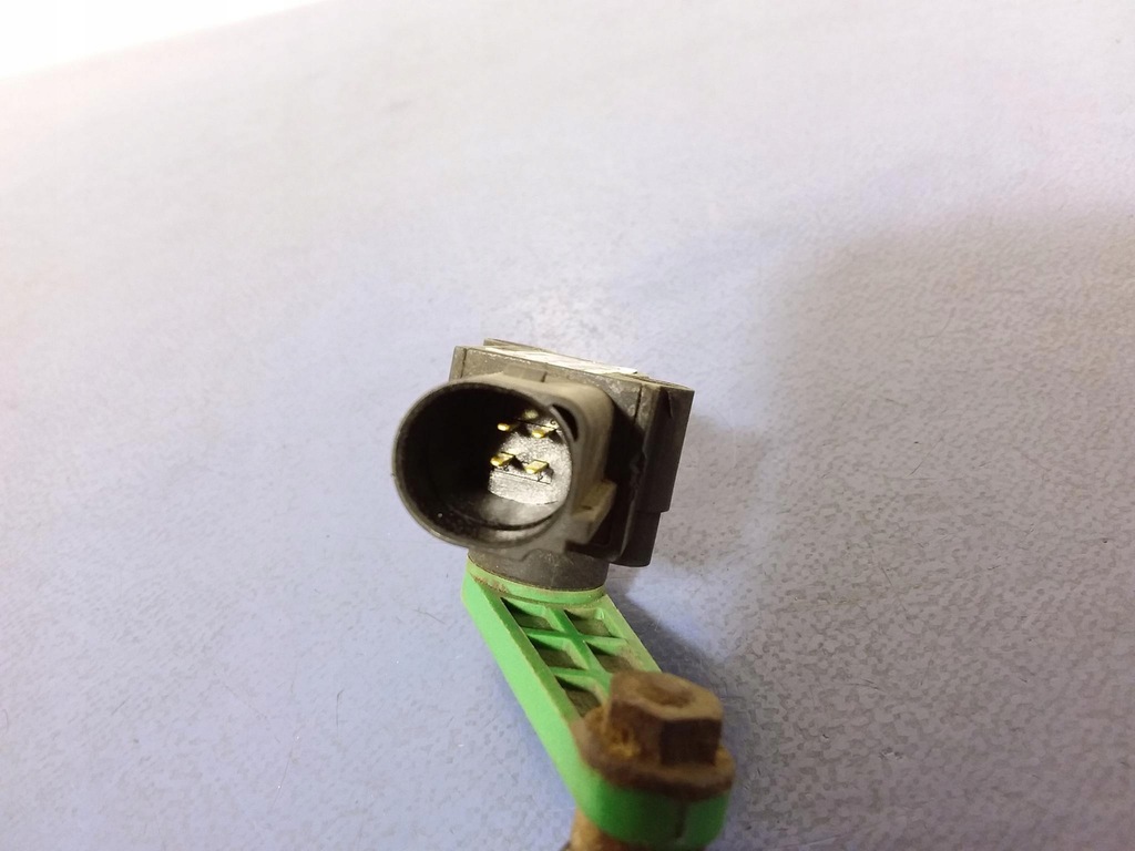 SENSOR DE NIVEL PORSCHE CAYENNE II 7P5 7P0616571 Product image