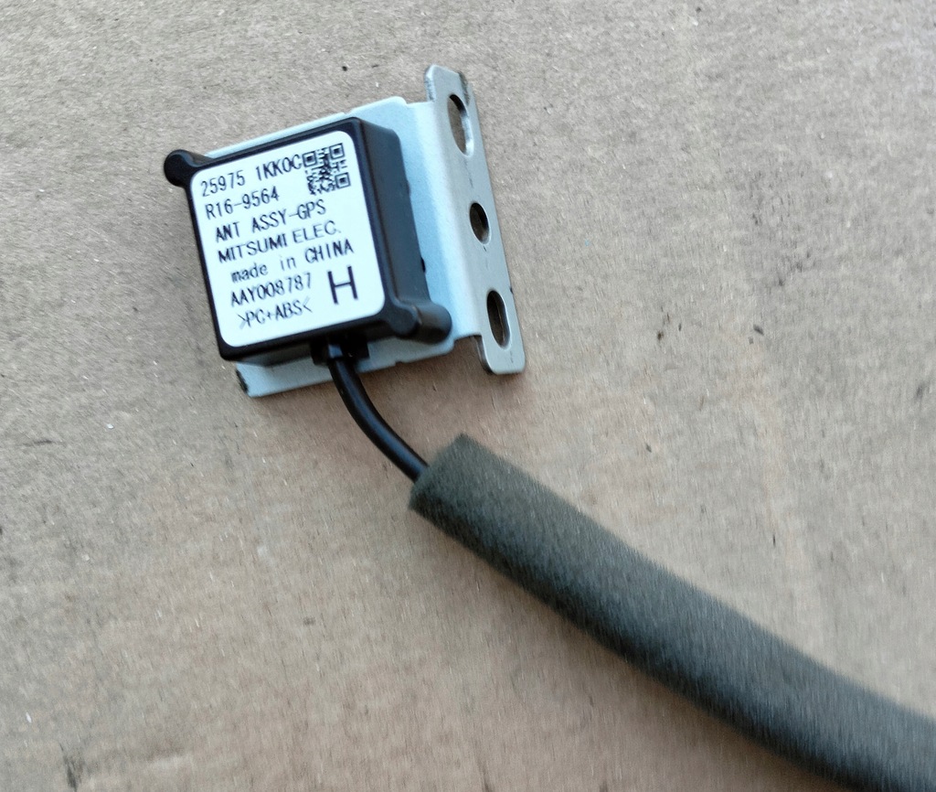 Nissan Juke și F15 GPS antenă Product image