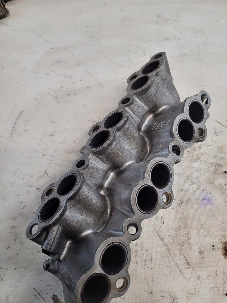 COLECTOR ADMISIUNE OE 9630334280 RENAULT LAGUNA II 3.0 Product image