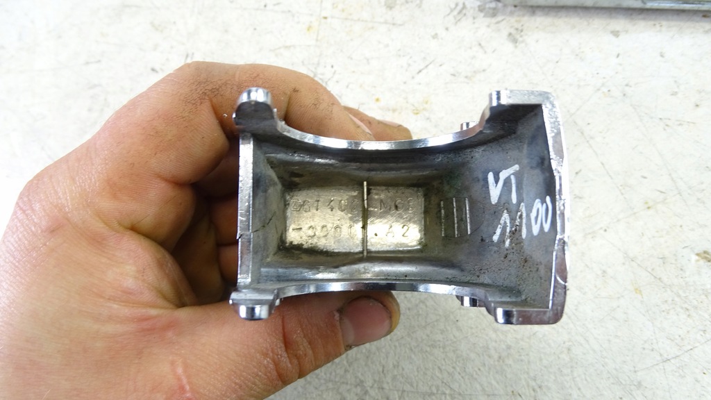 Honda Shadow VT 1100 Emblema Lag Cover cromată Product image