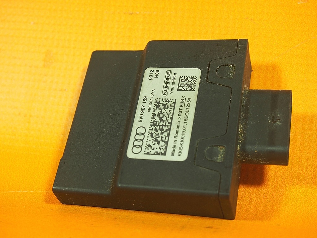 Controler pompă de combustibil Audi S3 8V TFSI 8v0907159 Product image