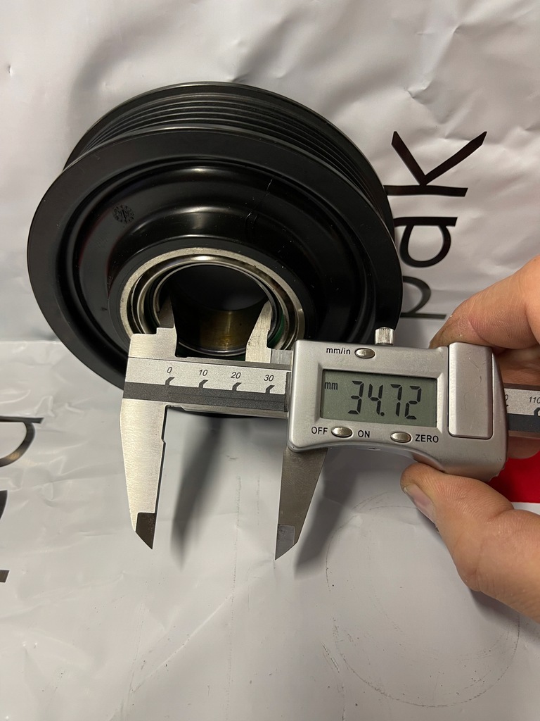 ROATA COMPRESOR AER CONDITIONAT 7L6820803 1K0820803 Product image
