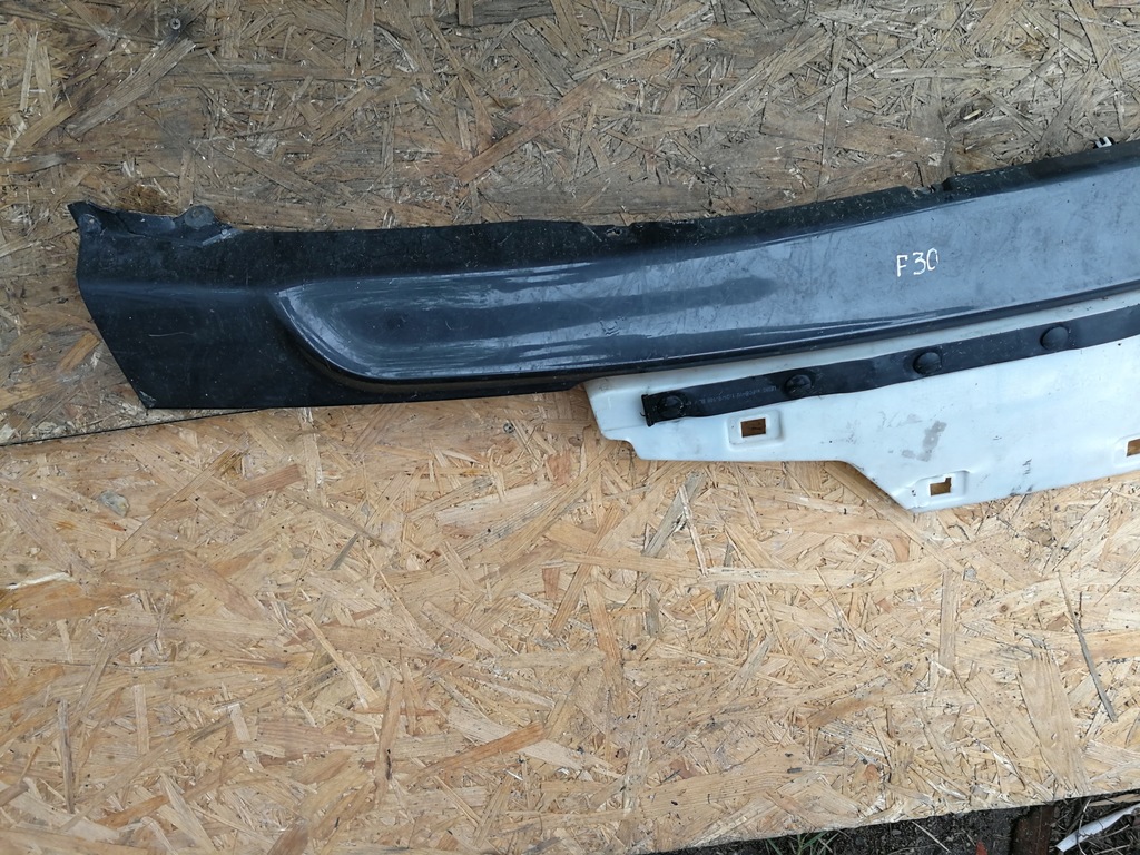 Spoiler bara spate BMW F31 2.0D Product image