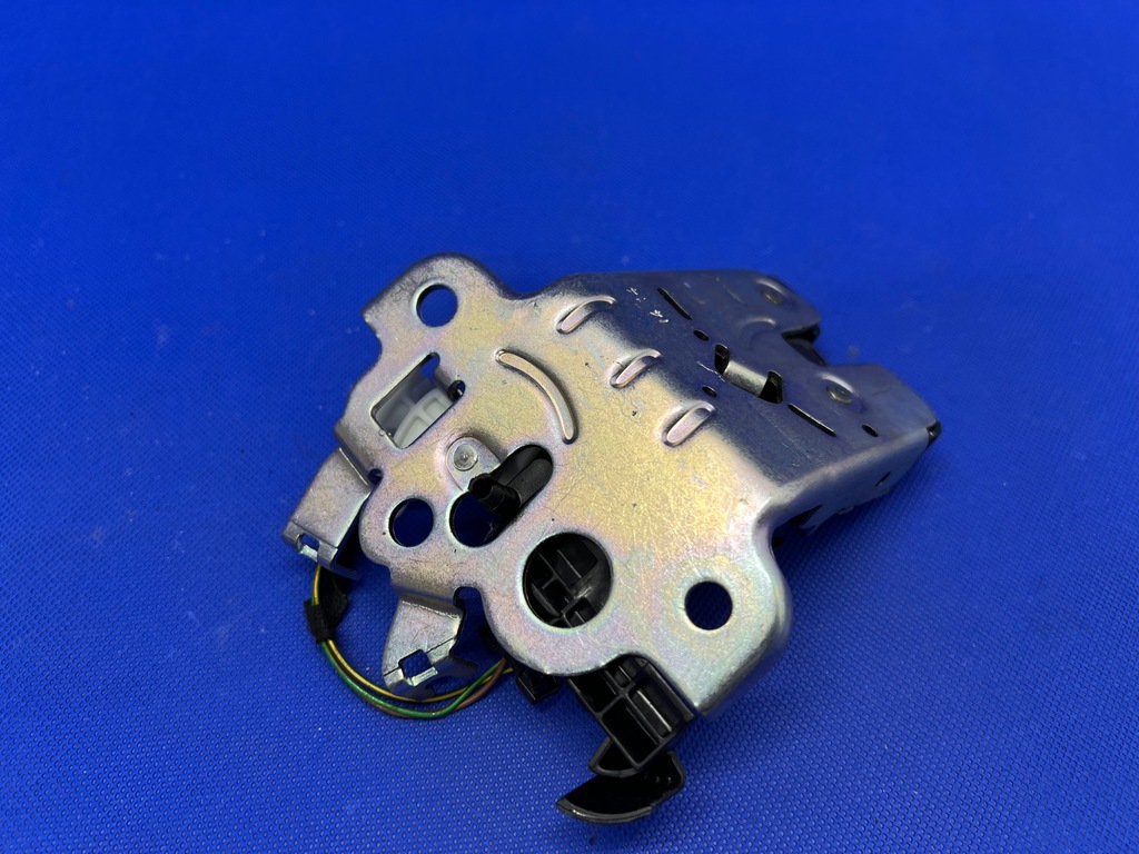BLOCARE HAYON AUDI 4H0827505A Product image