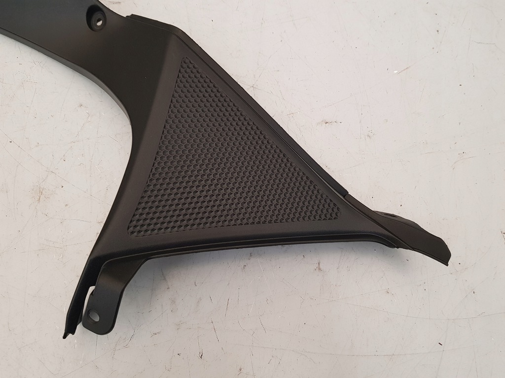 Sala de umplere a bolului din stânga dreapta Yamaha YZF 125 R 2008-2018 COVER 08- Product image