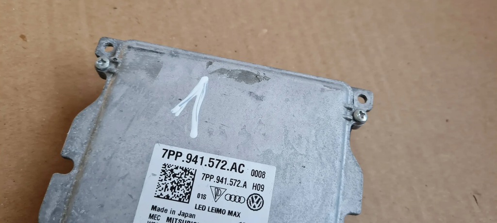 Q5 80A LED Converter Lampa față 7PP941572AC VW Audi Product image