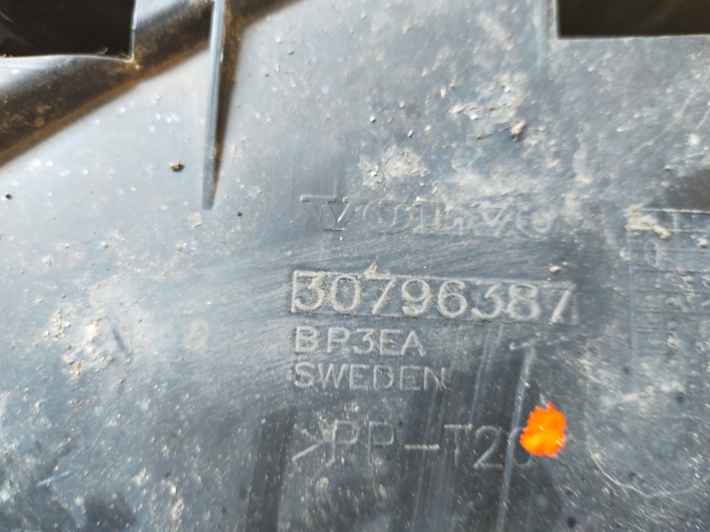 VOLVO V70 XC70 S80 LAMPĂ MONTARE LAMPĂ STÂNGA 30796387 Product image