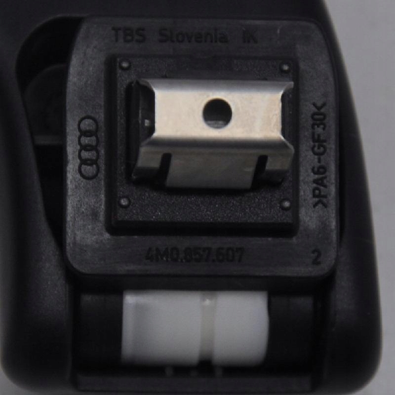 Mânerul din stânga față al Audi A4 Avant (8W5, B9) 4M0857607 3.0L Product image