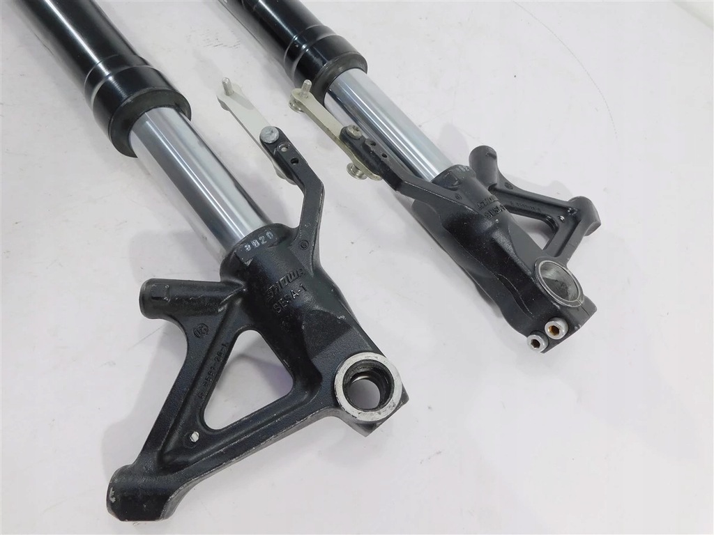 SUSPENSIA LAGA LAGI TRIUMPH SPEED TRIPLE 1050 05-10 T2043650 T2043764 Product image