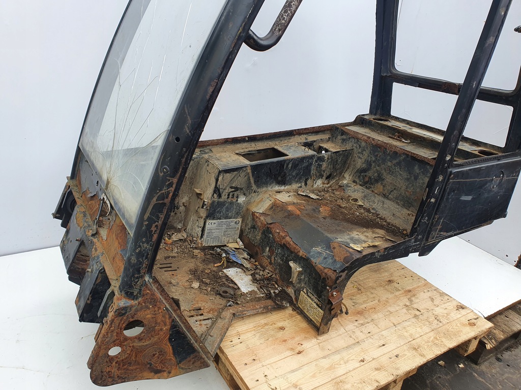 JCB TLT TELETRUK 30D 35D ÎNCĂRCĂTOR CABĂ TELESCOP Product image