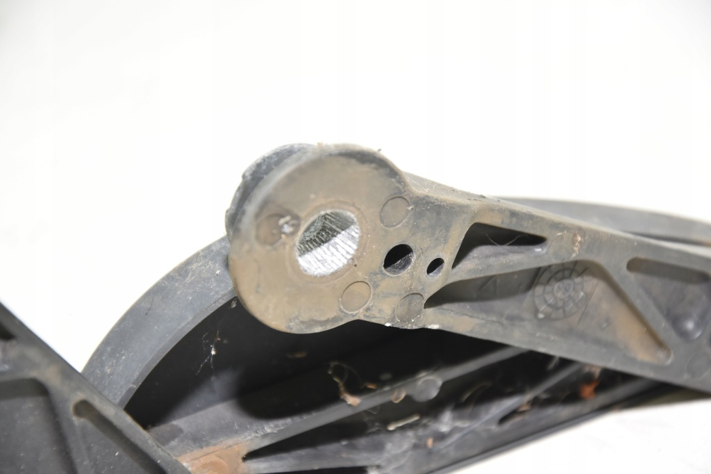 BMW E38 BRAT STERGATOR DREAPTA 8352020 Product image