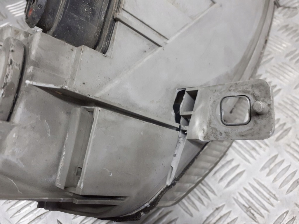 LAMPA STANGA FATA ALFA ROMEO 147 EUROPA Product image