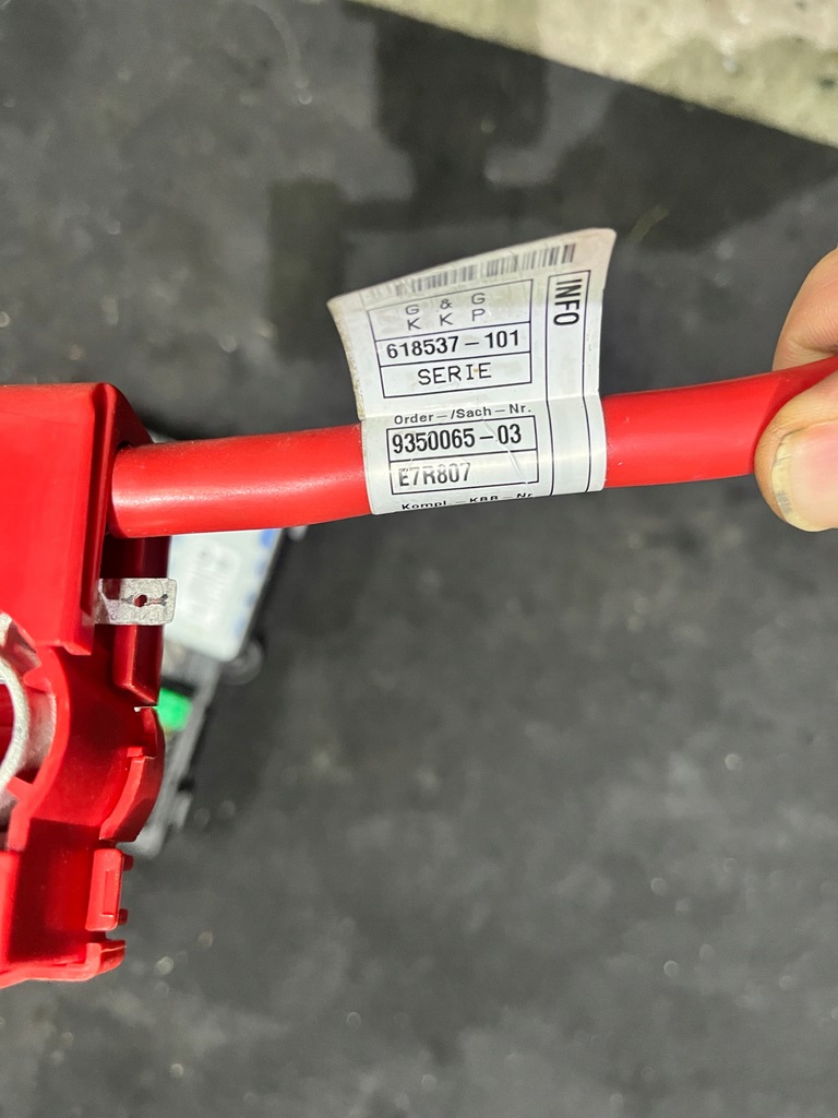 BMW 5 G30 G31 pirotehnic plus lipici Product image