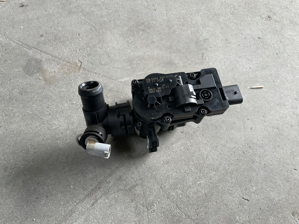 Mercedes E W213 2.0 Supapa de control A0005061300 Product image