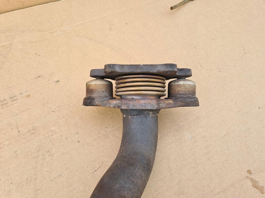 TUVA FLANSA CONEXIUNE FLEXIBILA TOBA DE EȘTIE SEAT LEON I TOLEDO II 1.4 16V Product image