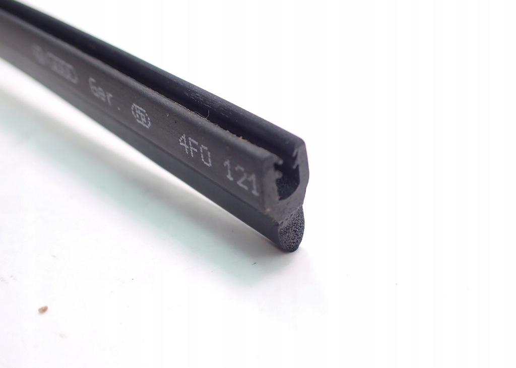 4F0121221A Audi A6 C6 2.7 Garnitură de radiator TDI Product image