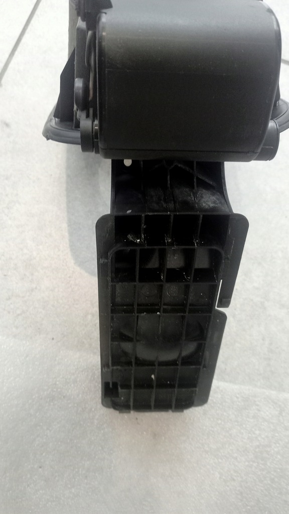BMW 5 E60 Capac rezervor combustibil 7183712 51177183712 OEM Product image