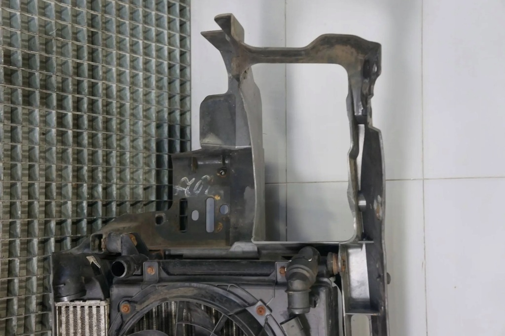 CREAȚA FAȚĂ SET DE RADIATOR DE ARMATĂ FAȚĂ SEAT ALHAMBRA I LIFT Product image