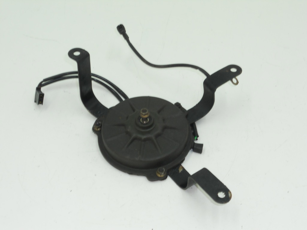 HONDA CBF 600 PC38 MOTOR VENTILATOR ORIGINAL Product image