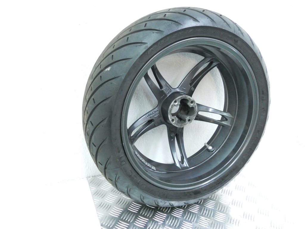 TRIUMPH SPRINT ST 1050 (05-10) ROATA SPATE JANTE Product image