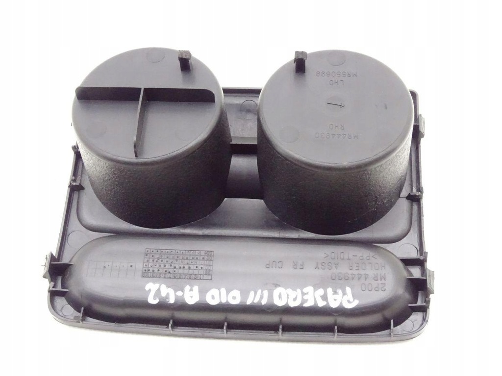 MITSUBISHI PAJERO III 99-06 SUPORT PAHĂ BĂUTURI MR444930 MR550699 Product image
