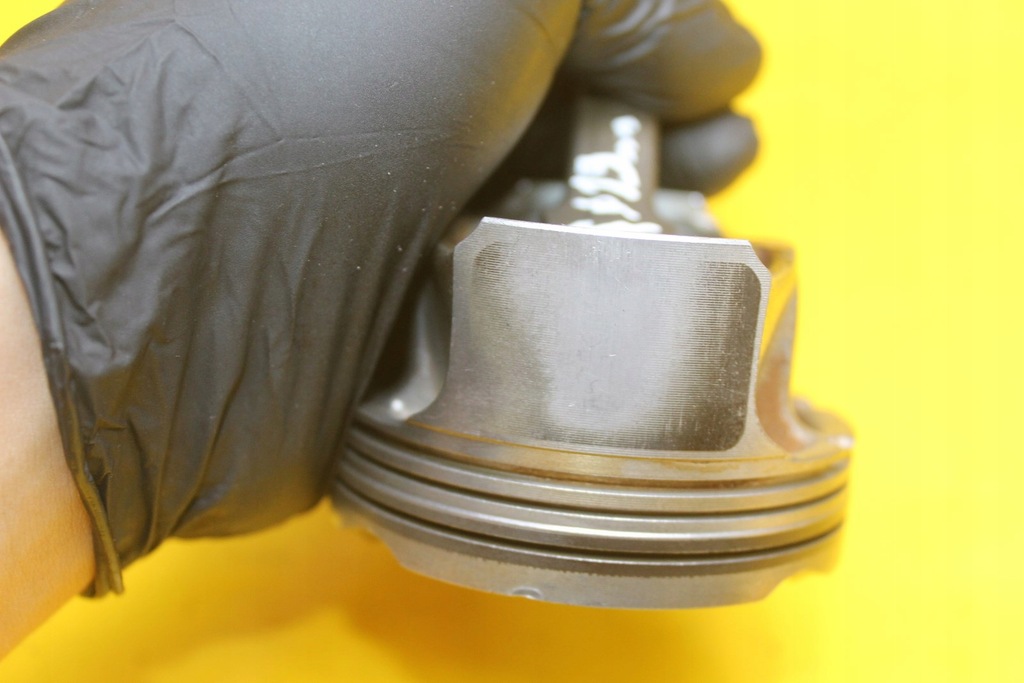 BIELLA PISTON PEUGEOT CITROEN OPEL 1.2 THP PURTECH HN01 0751RD 9807260380 Product image