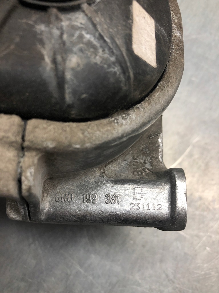Q5 A5 A4 B8 SUPORT MOTOR LIFT 2.0TDI 8R0199381B Product image