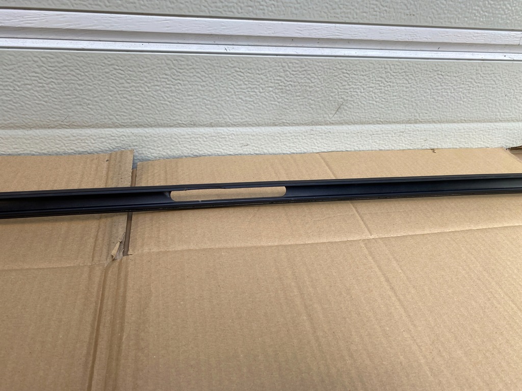 BMW E39 COMBI BANDA ACOPUS, DREAPTA, NEGRA Product image