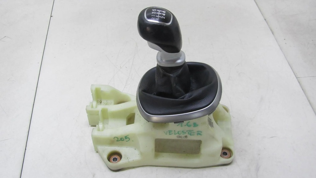 HYUNDAI VELOSTER MANETA SELECTOR DE VIȚII 11- Product image