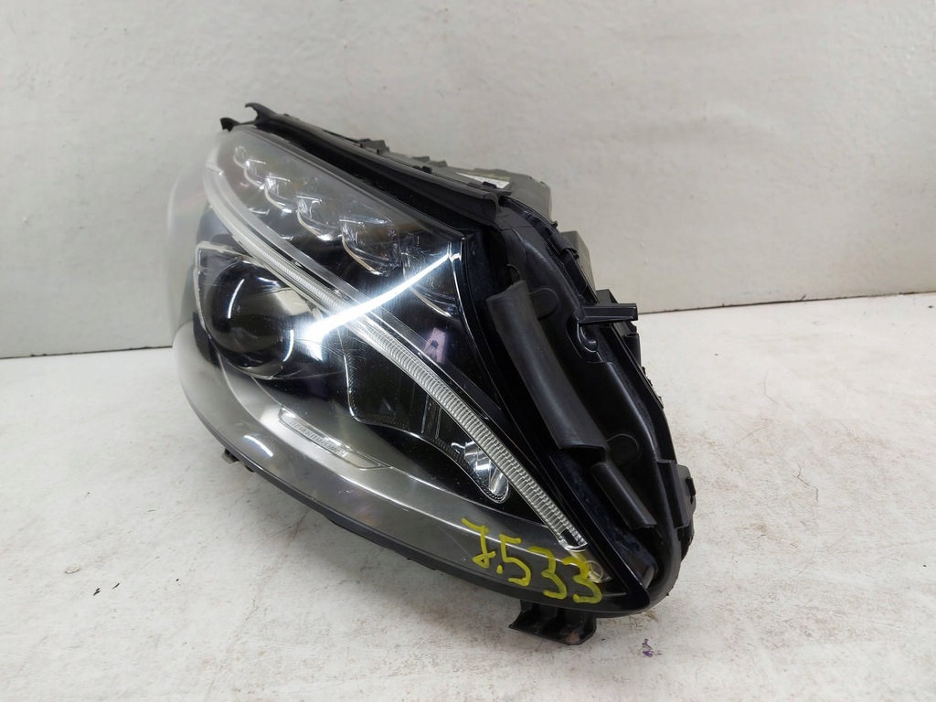 Mercedes-Benz C Clasa 205 W205 LED-ul LED-ului din față Faru față Product image