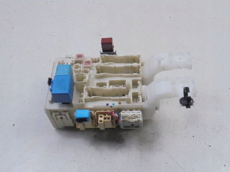 CUTIE SIGURANȚE TOYOTA YARIS II 82730-52700 Product image