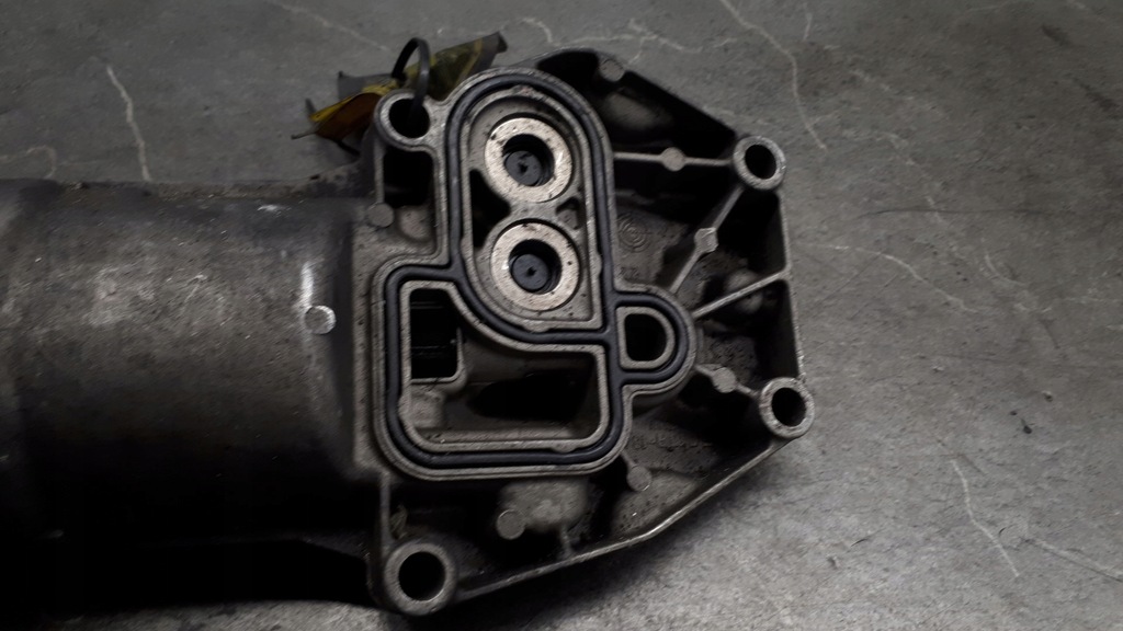 90571672 carcasa filtru ulei de baza Opel Vectra B 2.2DTI Product image